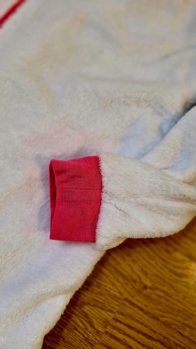 Costum Sinsay, gen salopeta, imbracat o singura data, pentru 10 ani