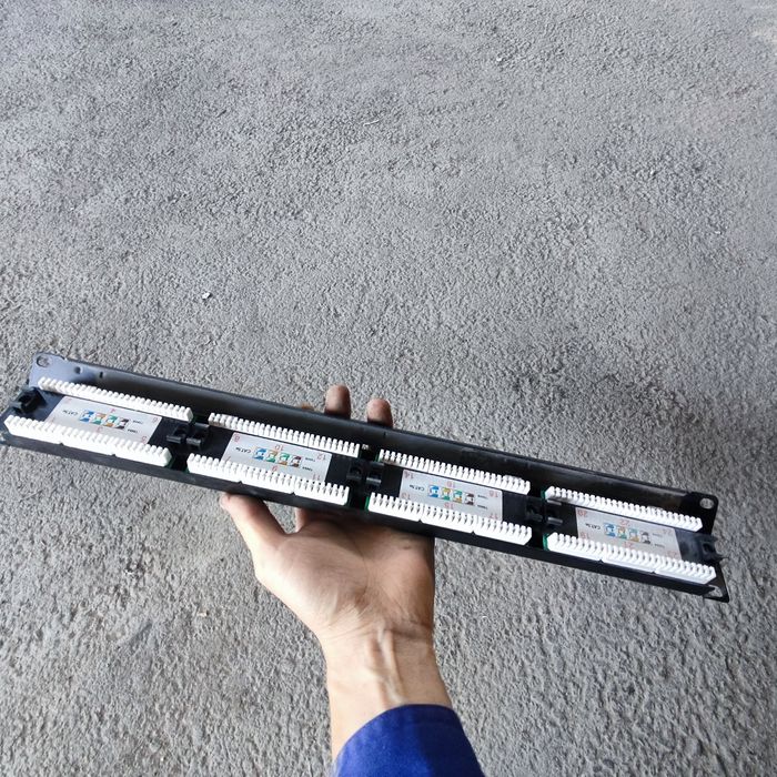 Патч-панель 24xRJ45 PL-24-Cat.5е
Патч-панель 19", 1U, 24xRJ45 Cabeus P