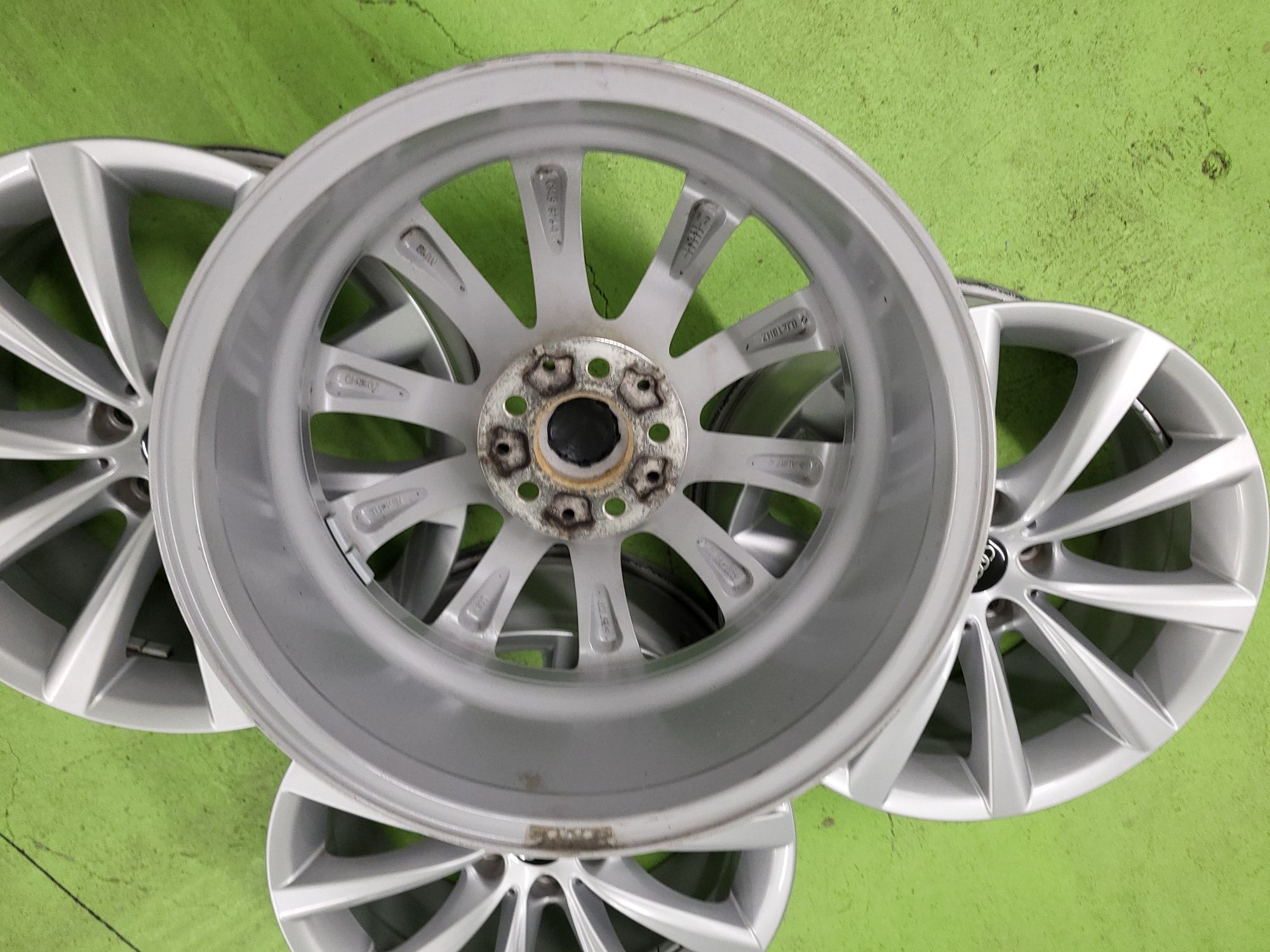 18 5x112 Audi A4 A5 A6 Vw Skoda 5х112