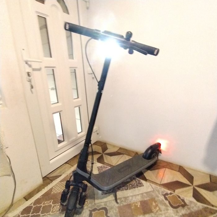 Vând trotineta ninebot