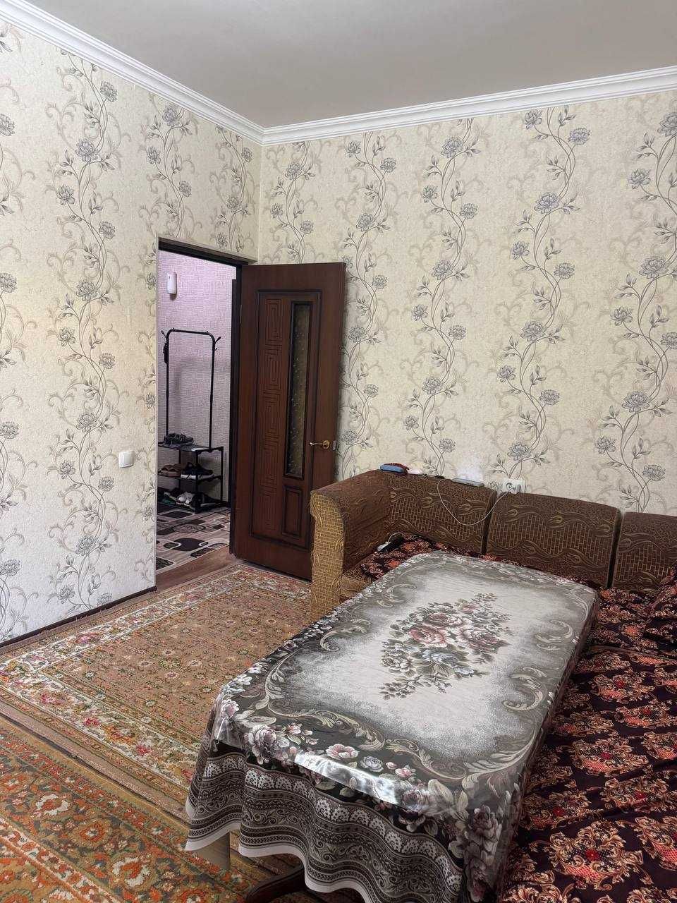 СРОЧНО!!! Продается квартира вЯшнабаде 4/2/4 (77 кв/м) Массив Панеллый