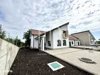 Casa cuplata cu 5 camere, 162mp utili, 265mp curte libera, Sura Mica