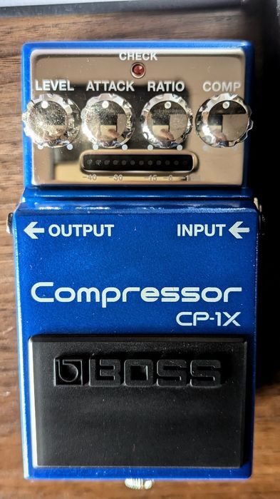 Гитарная педаль BOSS