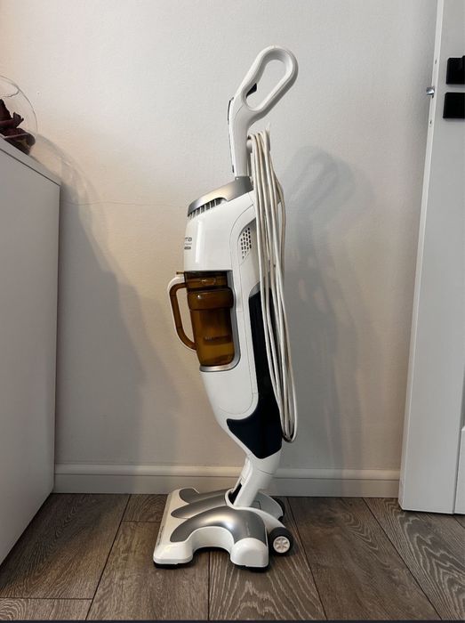 Aspirator vertical Rowenta 2in1