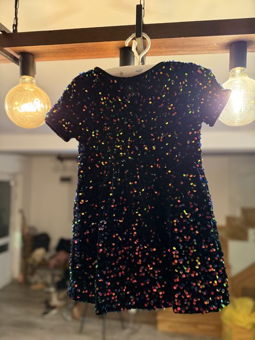 Rochita cu paiete multicolor 18-24 luni, marimea 85-92