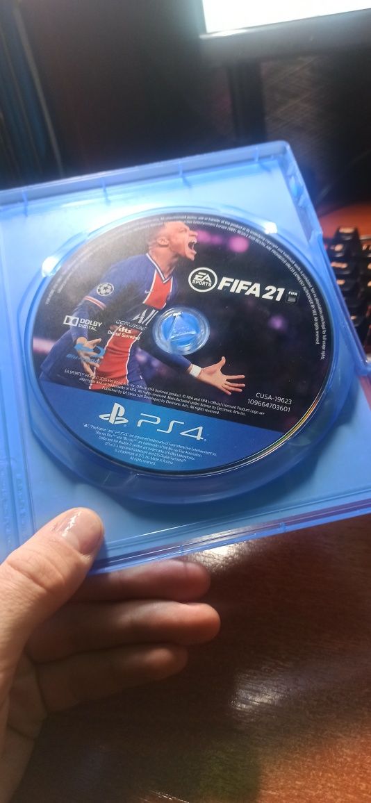 fifa 21 и the crew на плейстейшен 4