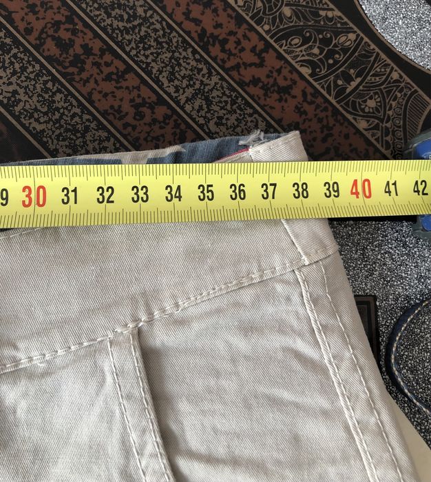 Pantaloni dama, scurti, nr.40