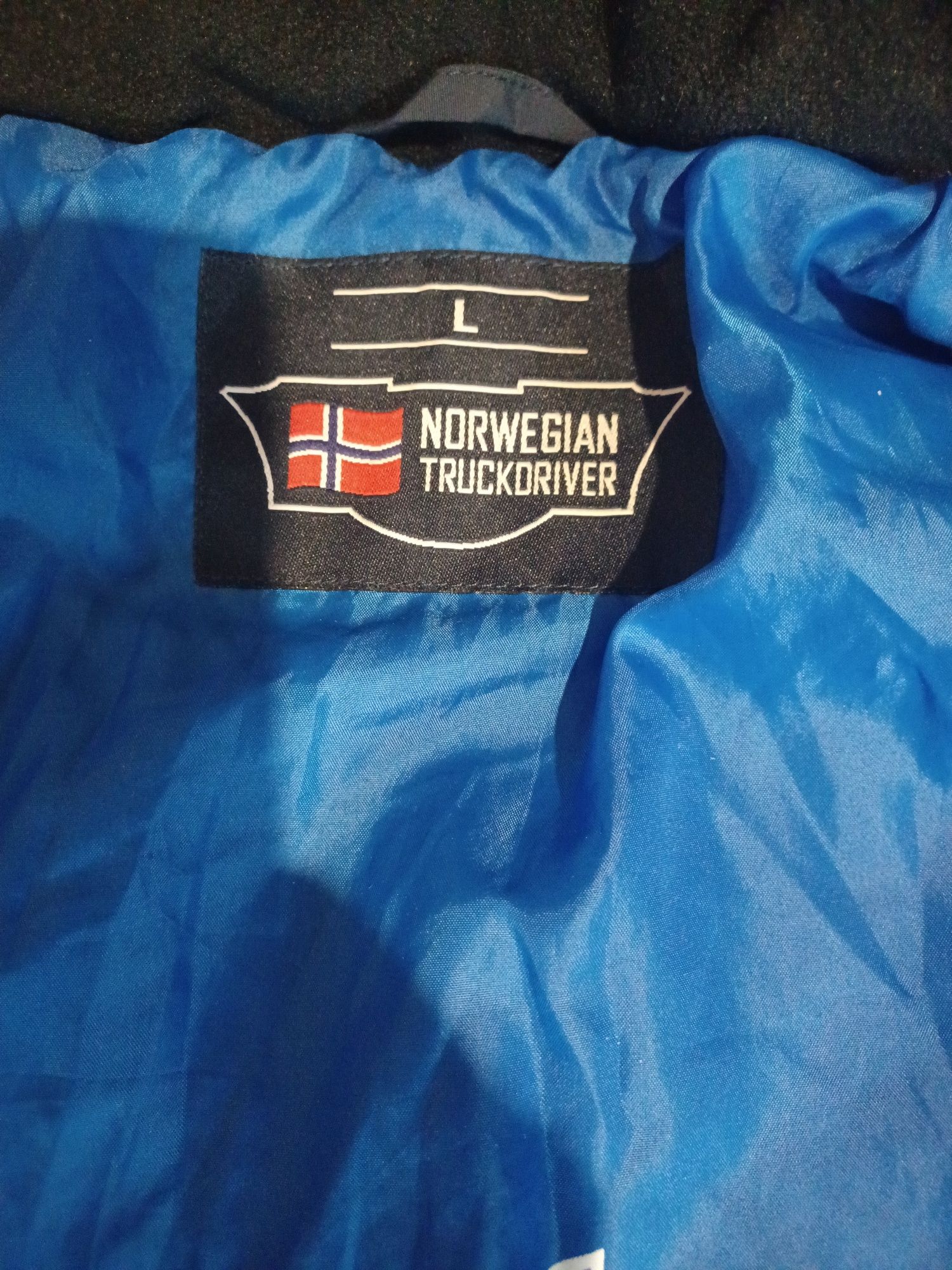 SCANIA мъжко яке и шапка