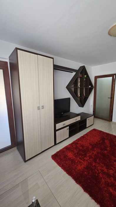 Închiriez apartament 2 camere zona Euromaterna