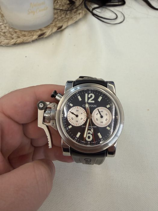 Graham Chronofighter Oversize