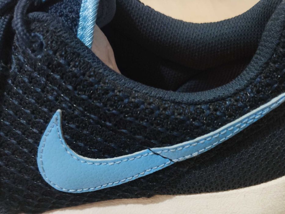 NIKE Roshe run 38 маратонки