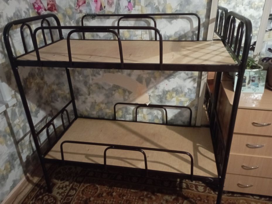 Срочно продам детскую кровать