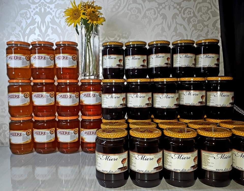 Apicultor Cluj vând miere de albine