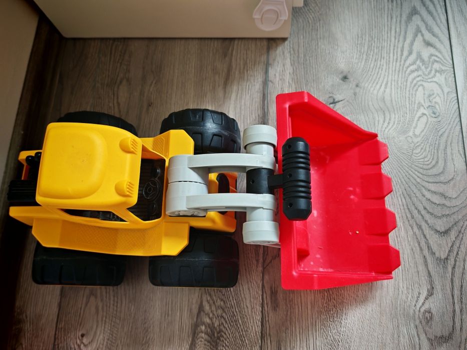 Vând excavator, preț 40 lei