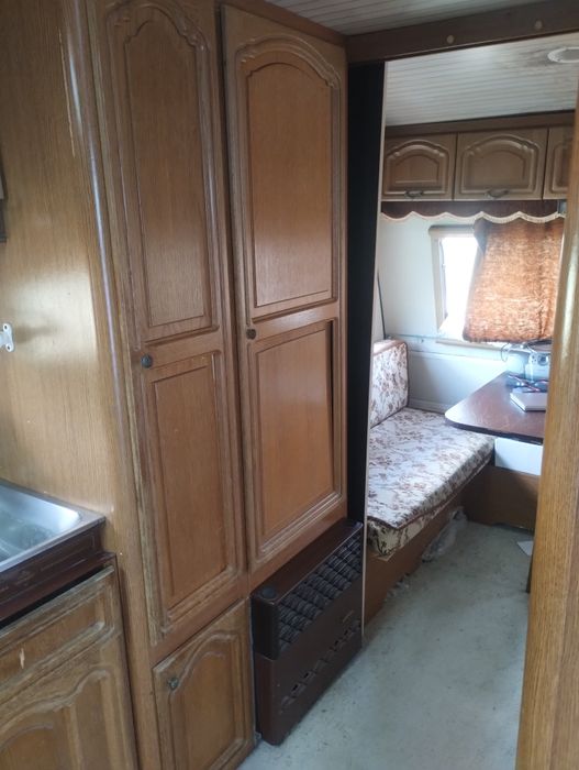 Rulota Hobby lunga pt 5 persoane