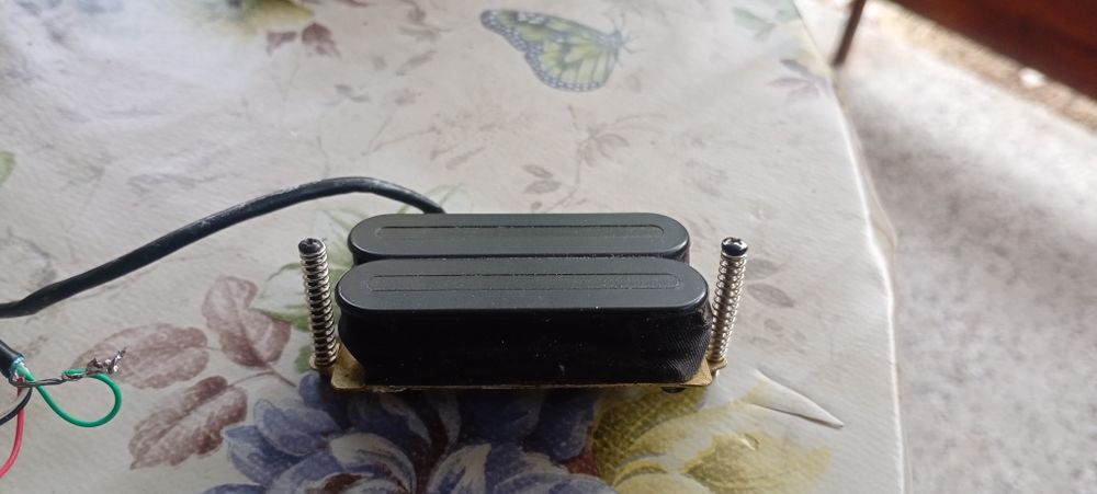 Dimarzio DP 102 X2N Адаптер за китара