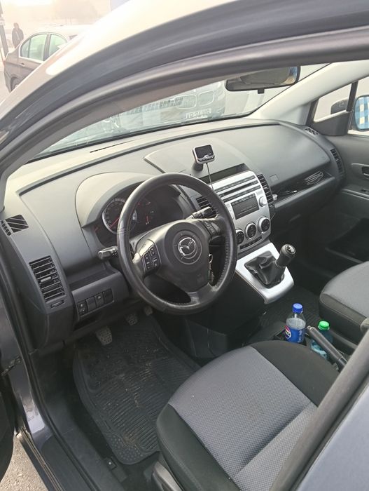 Mazda5 7locuri diesel înmatriculată recent în Ro