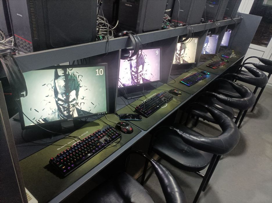 Продаётся игровые компьютеры в комплекте  11 штук