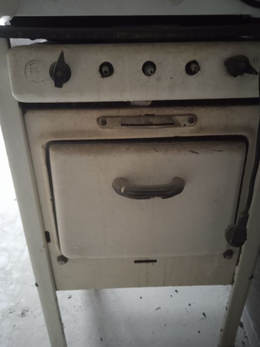 Газ плита рабочий 4х комфордный