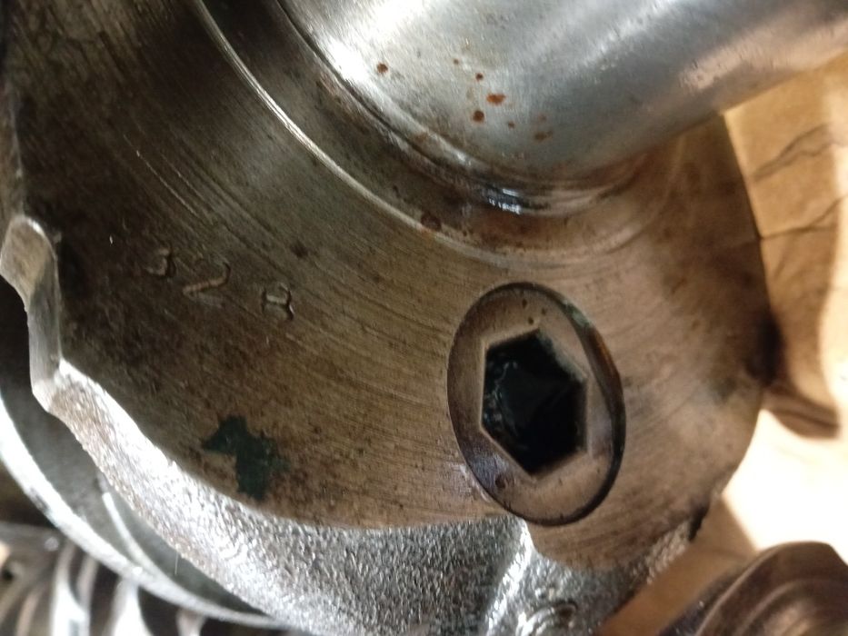 Arbore cotit Tractor U 650