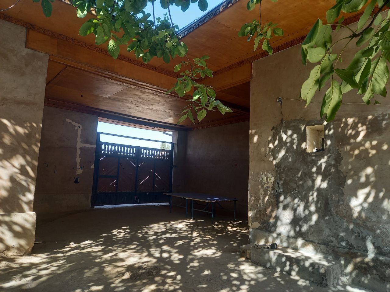 Toshkent v. Boʻka t. Hovli sotiladi 65 000 dollar