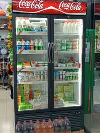 Новый витриный холодильник. Фирма DEVI