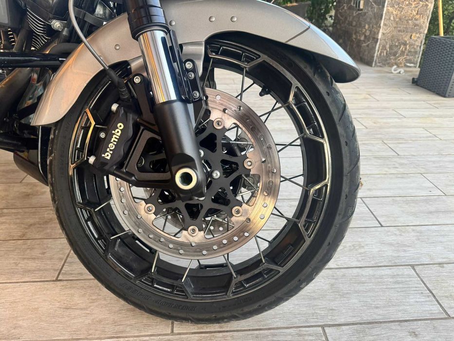Harley Davidson STREET GLIDE CVO