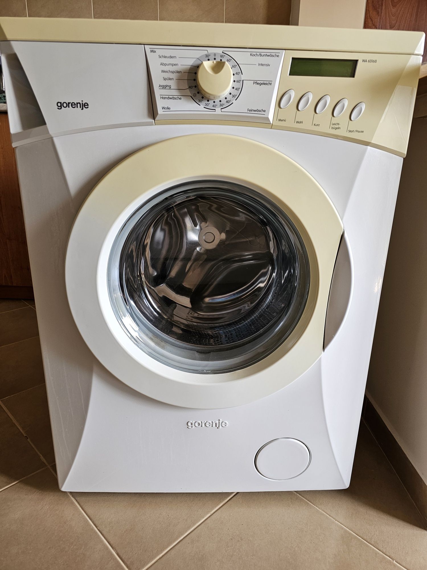 Продавам пералня gorenje модел wa63160 казан  нераждавейка.