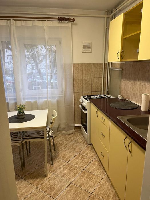 Inchiriez apartament cu o camera