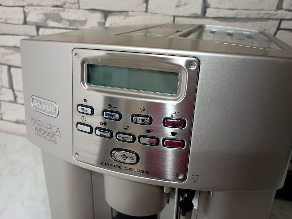 expresor / espressor DeLonghi