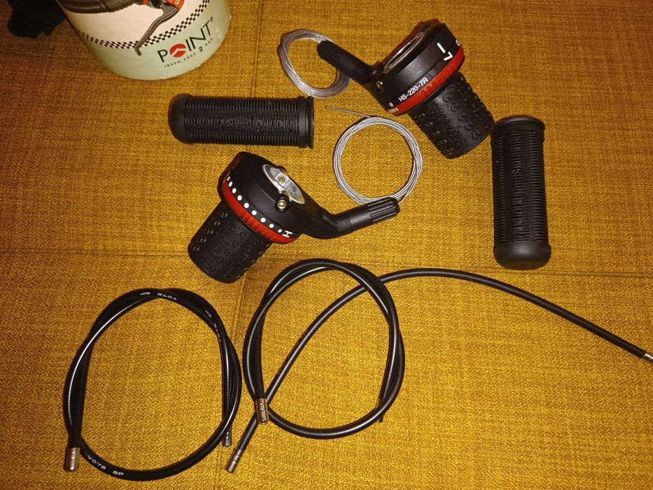 Manete Schimbator bicicleta 7 viteze NOS( New old stock )