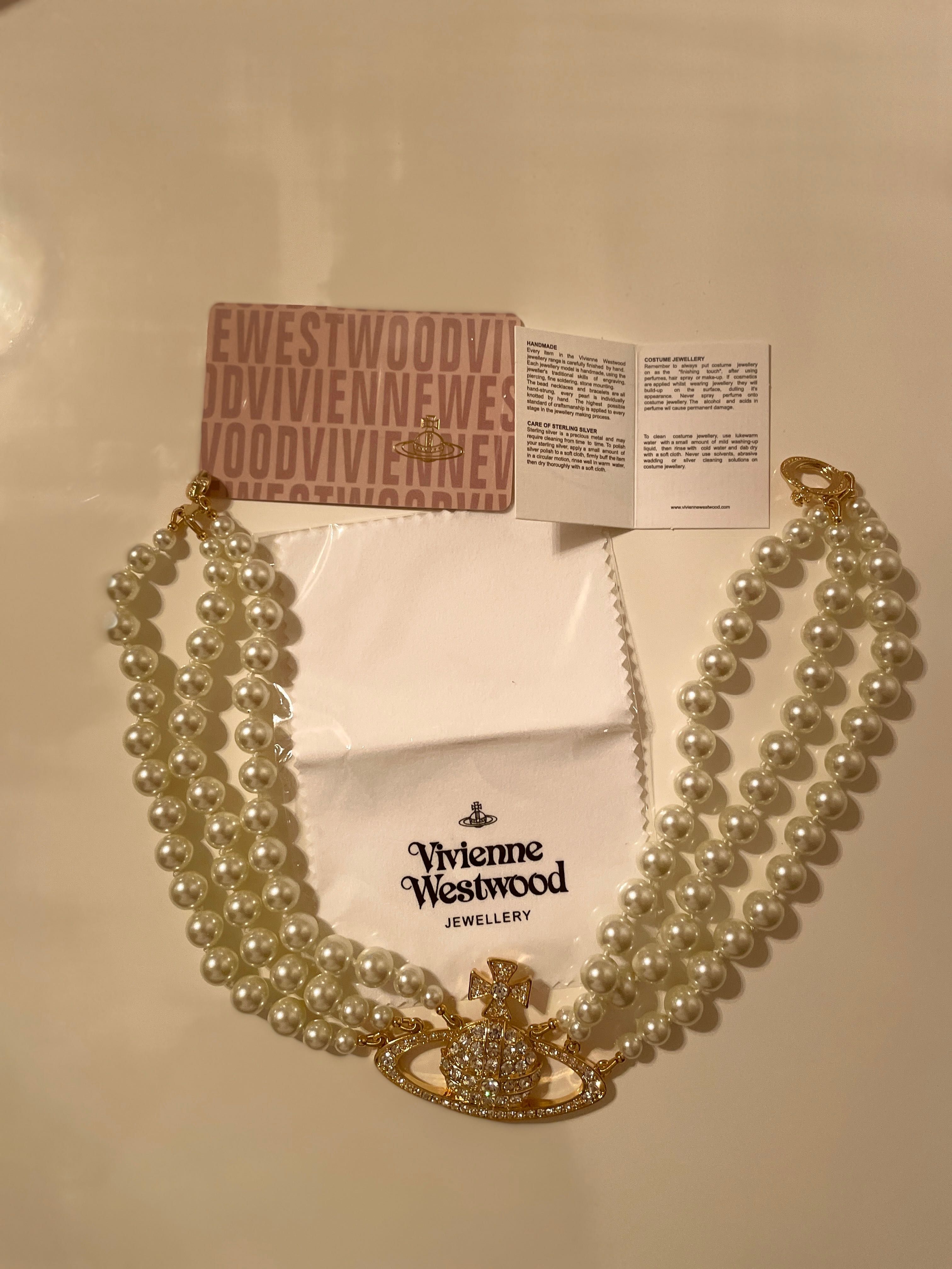 Chocker Vivienne Westwood Three Row Pearl Bas Relier Choker