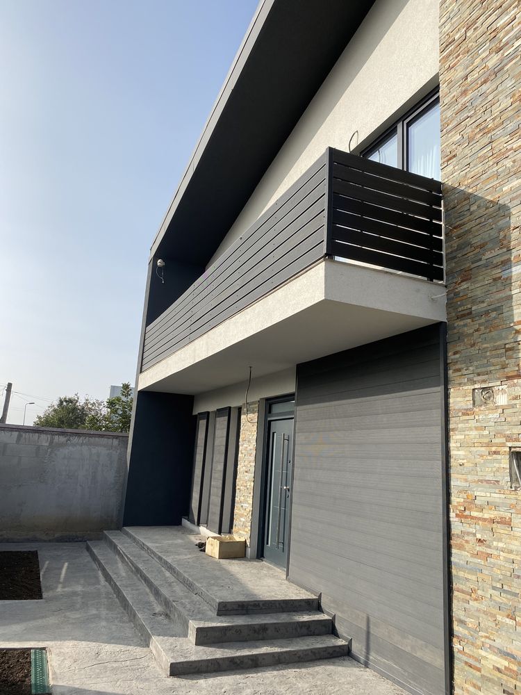 Deck/ Wpc  pentru Balcoane si Balustrazi