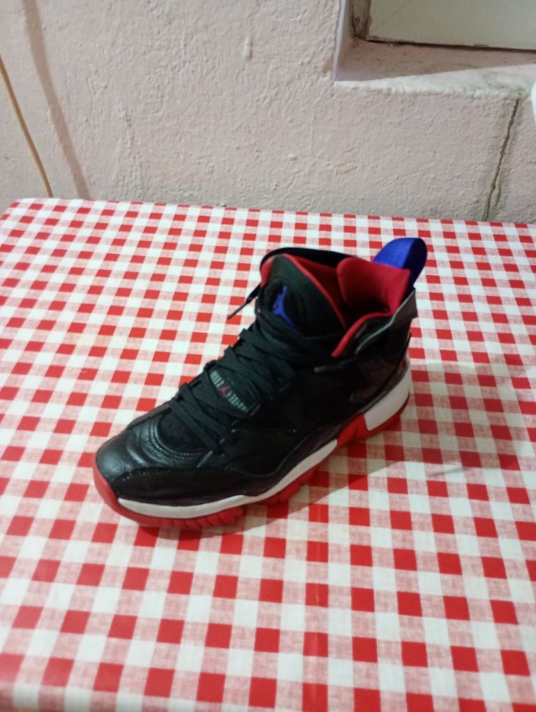 Jordan Jumpman Two Trey