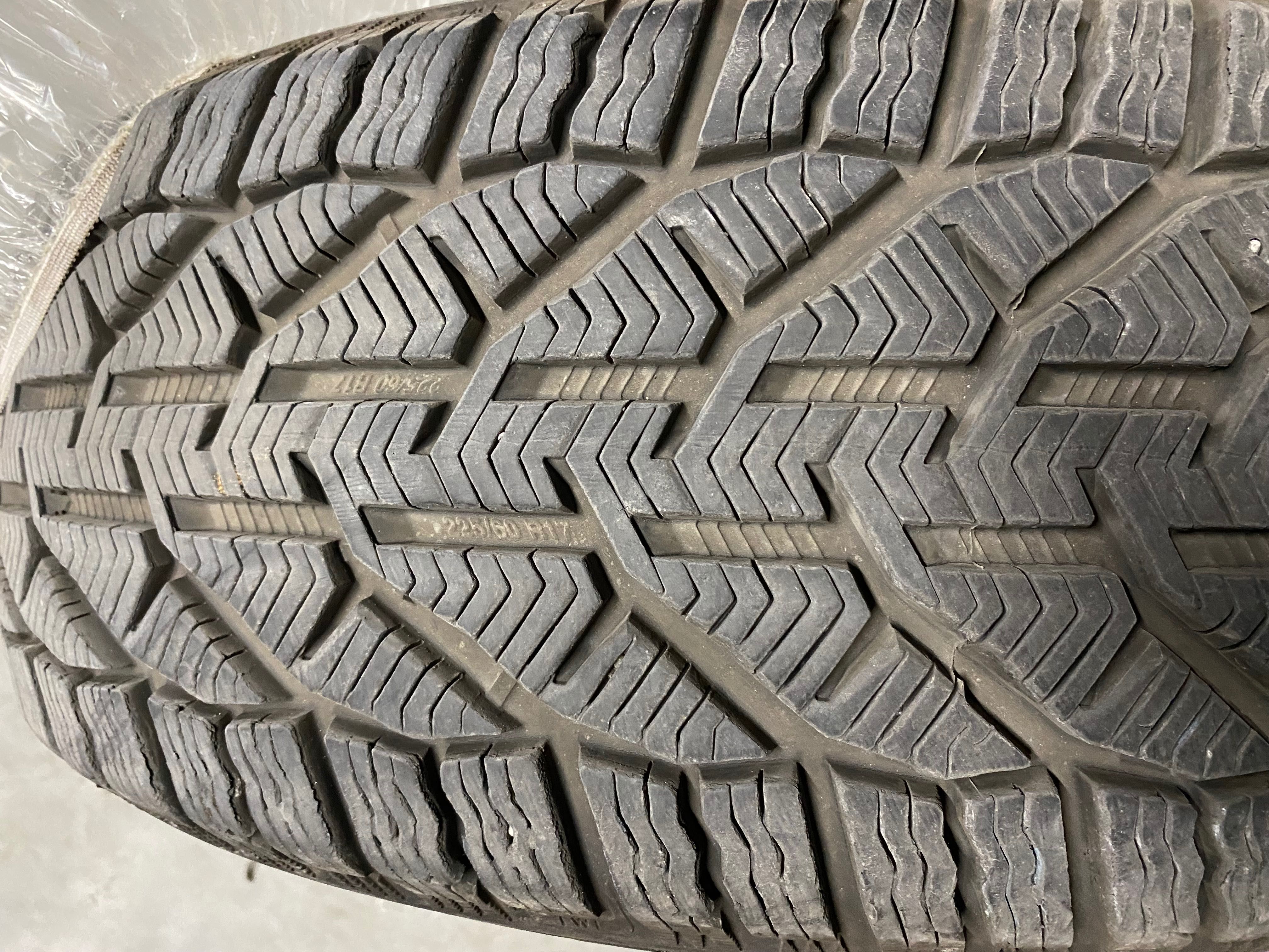 Зимня гума Kormoran 225/60 R17