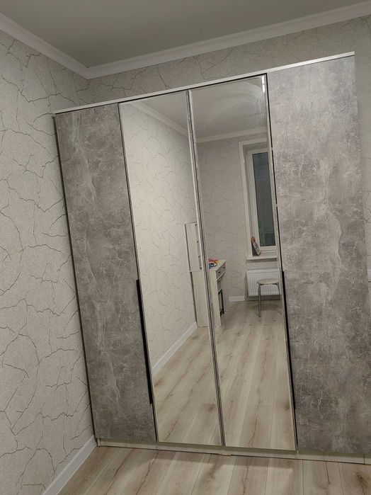 Продаю мебель диван и кровати