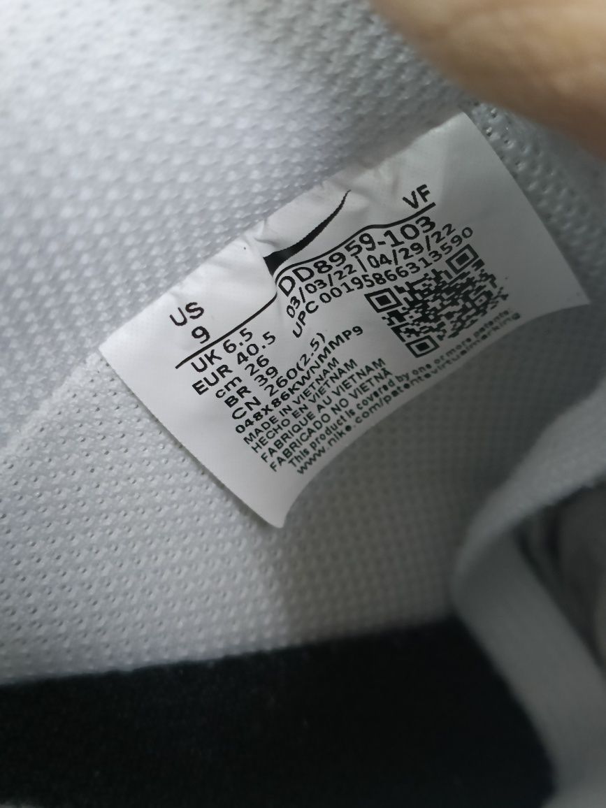 Nike Air Force 1 '07 номер 40.5 код 10A