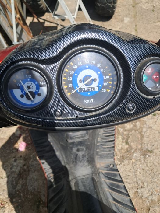 Vand scuter suzuki katana