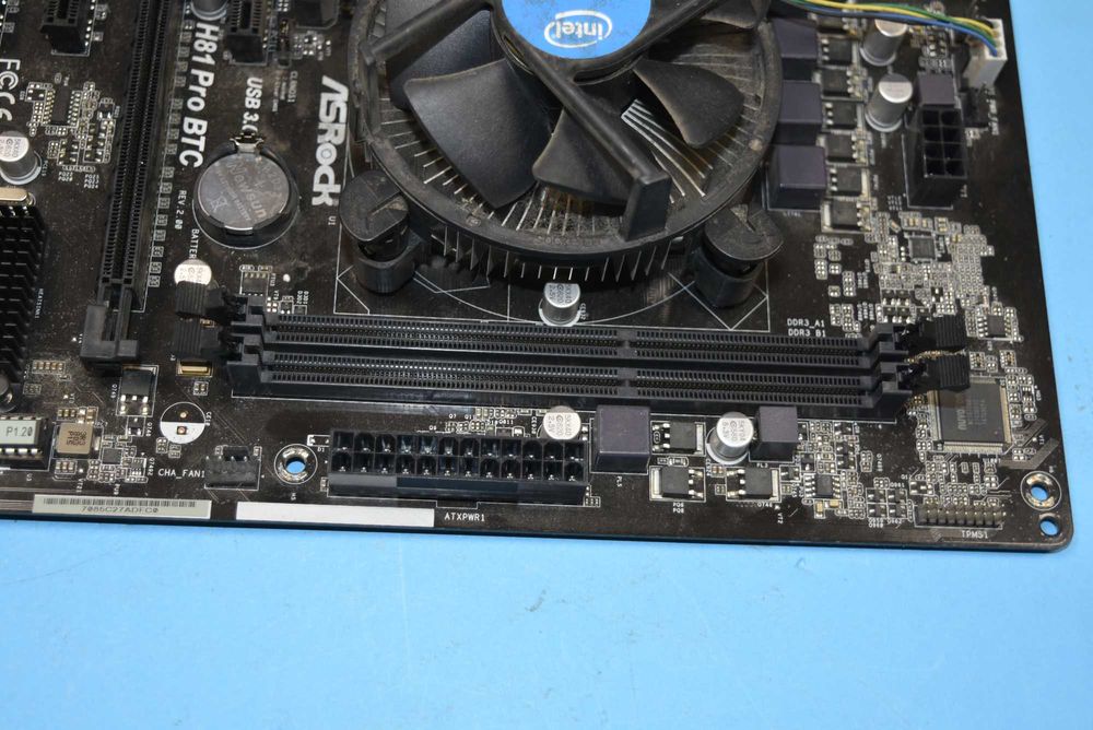 Asrock H81 Pro BTC + Intel Pentium G3420 + COOLER