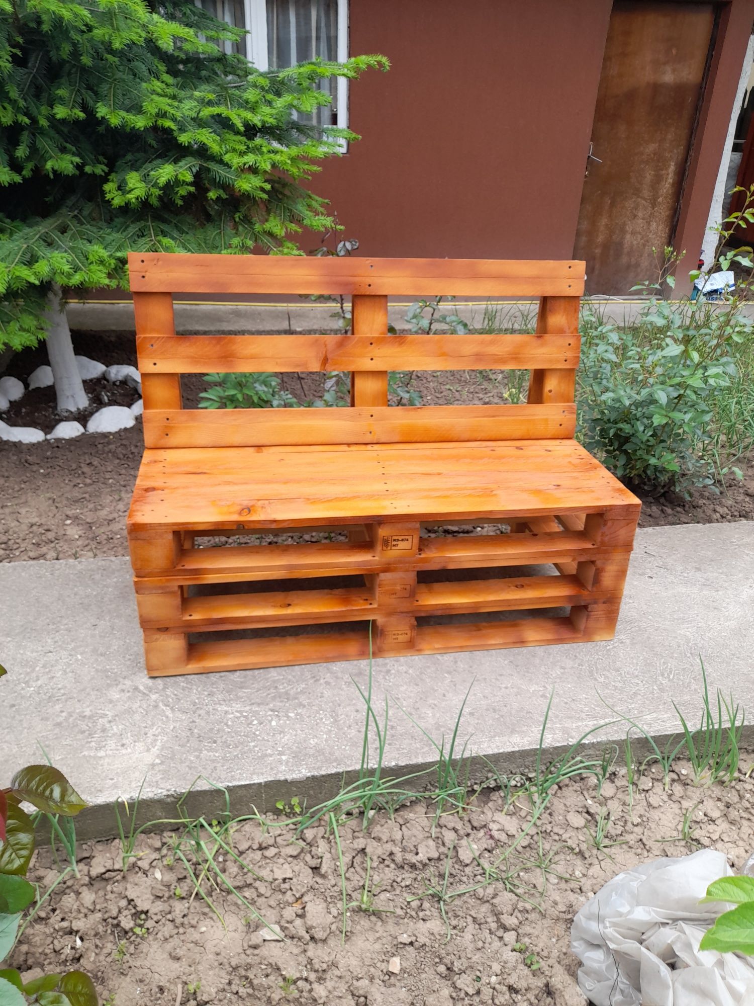 Mobilier din paletii