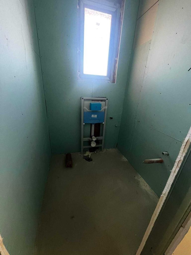 Продава се Къща в Пловдив, Център - 140 кв.м за 1358 €/кв.м - Снимка #4