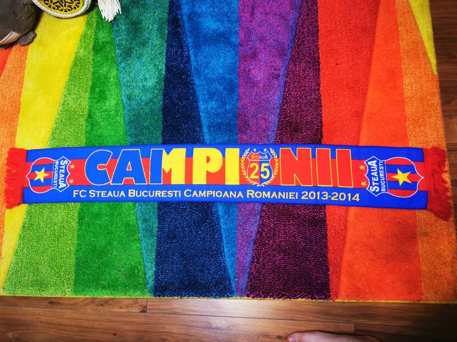 Fular Steaua București