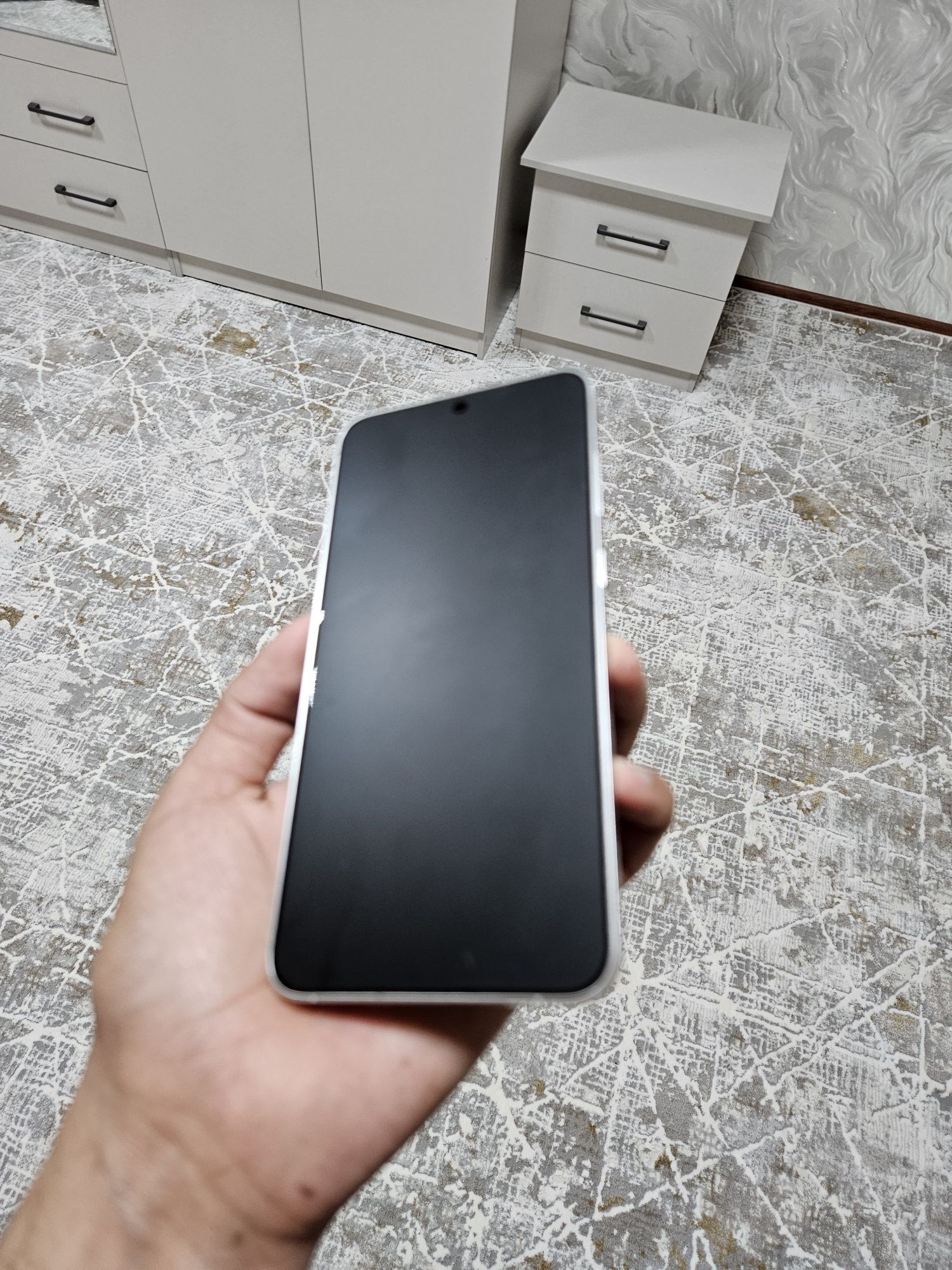 Samsung s24 plus white titanium