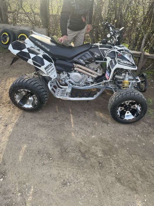 Vand polarid 500 facut de strada