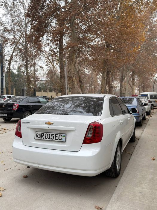 Jentra õzimiki 92 benzinda yurgan