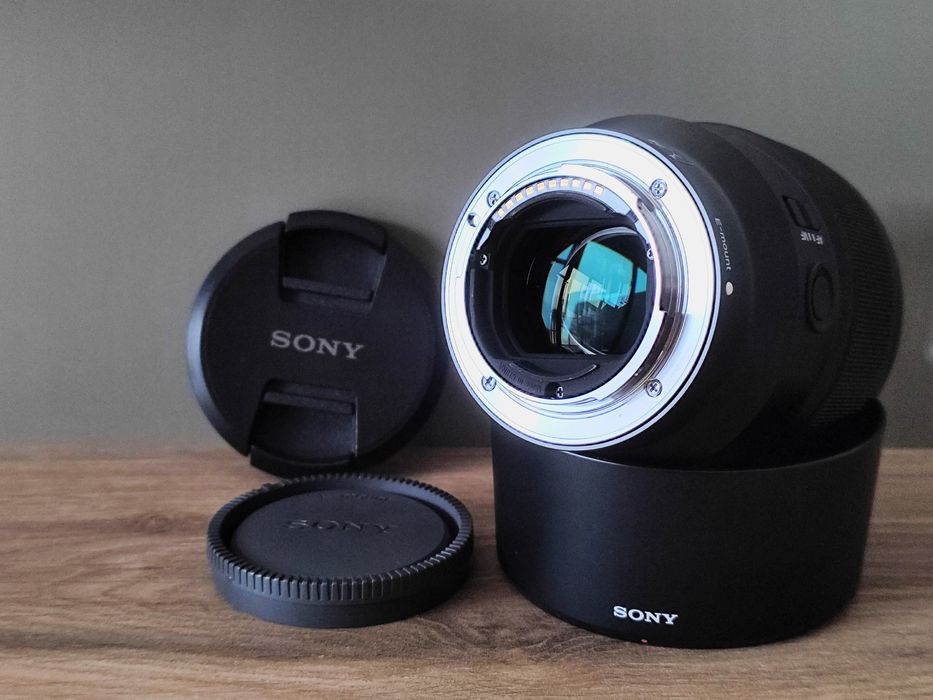 SONY FE 85mm f1.8