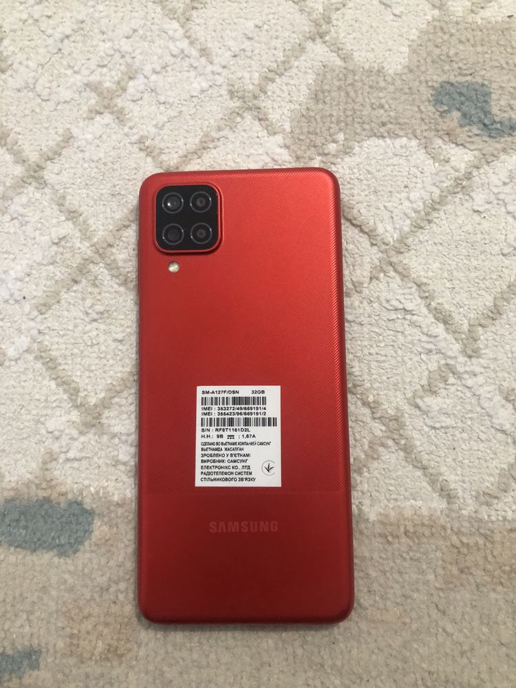 Samsung A12 в хорошем состоянии