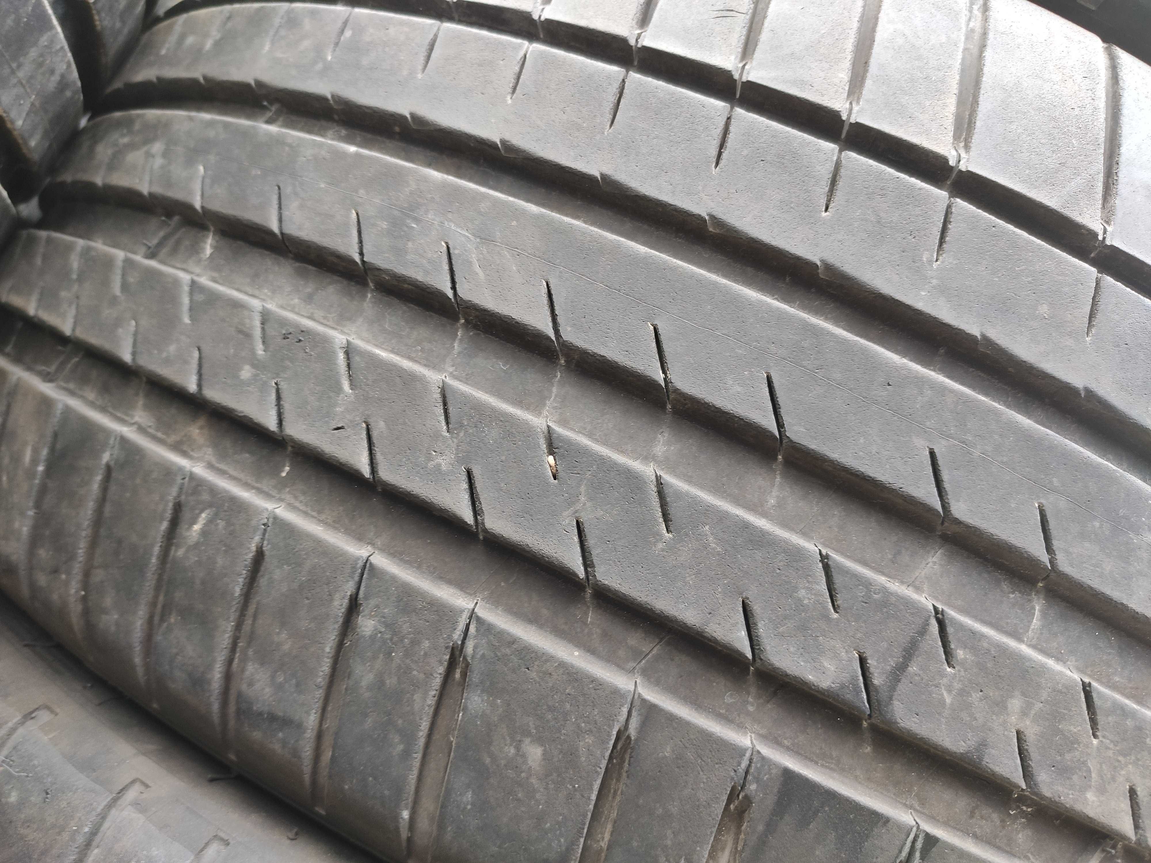 4бр Летни гуми 245 40 19 - Michelin