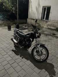 мотоцикл 250 кубов suzuki GSX