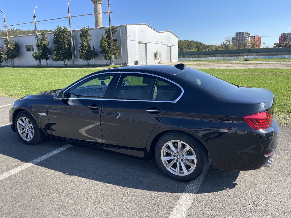 BMW520 Luxuri line